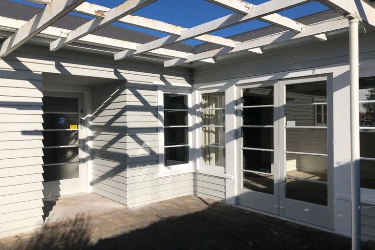 Photo of property in 47 Sawyers Arms Road, Northcote, Christchurch, 8052