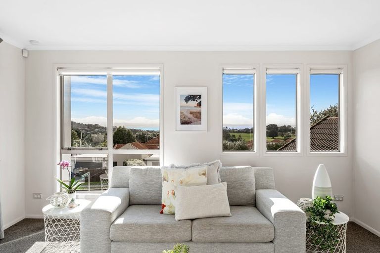 Photo of property in 125 Alec Craig Way, Gulf Harbour, Whangaparaoa, 0930