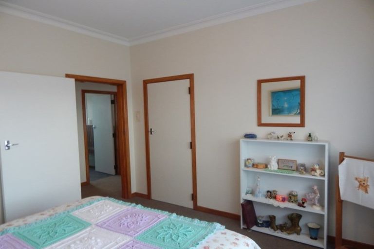 Photo of property in 40 High Street, Eltham, 4322