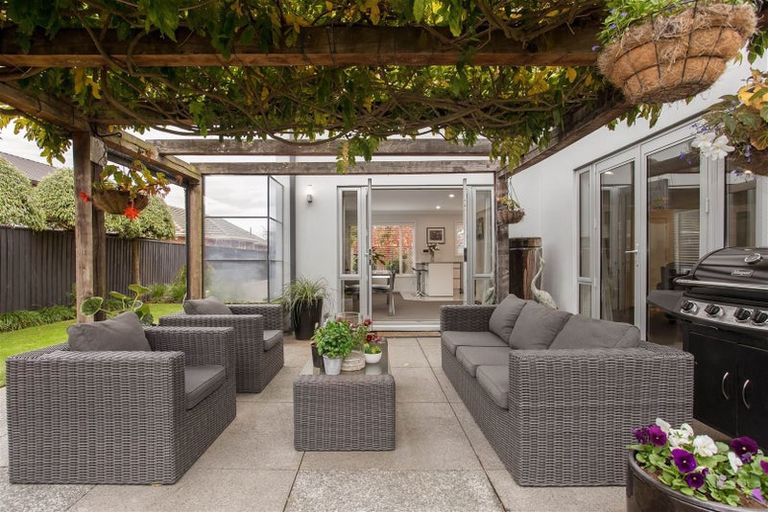 Photo of property in 161a Idris Road, Strowan, Christchurch, 8052