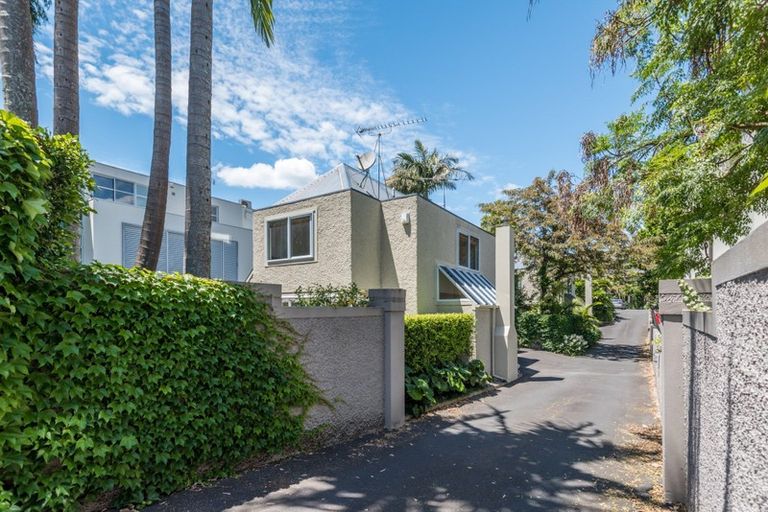 Photo of property in 6a Sarsfield Street, Herne Bay, Auckland, 1011