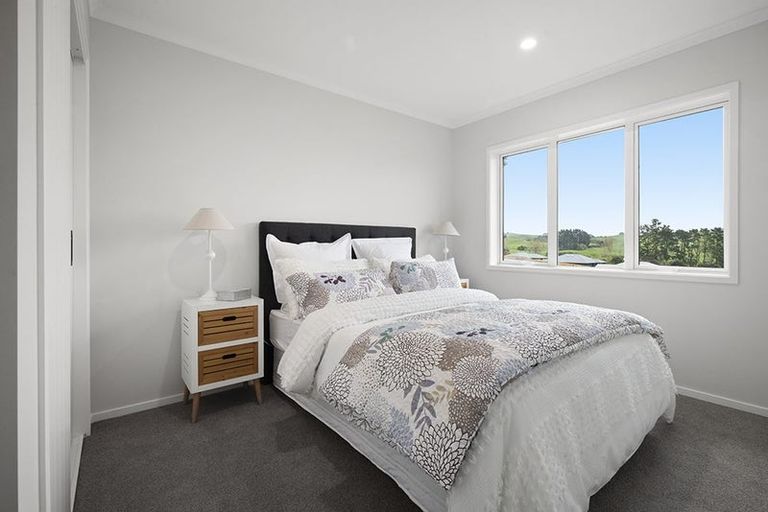 Photo of property in 8 Paul Way, Pokeno, 2402