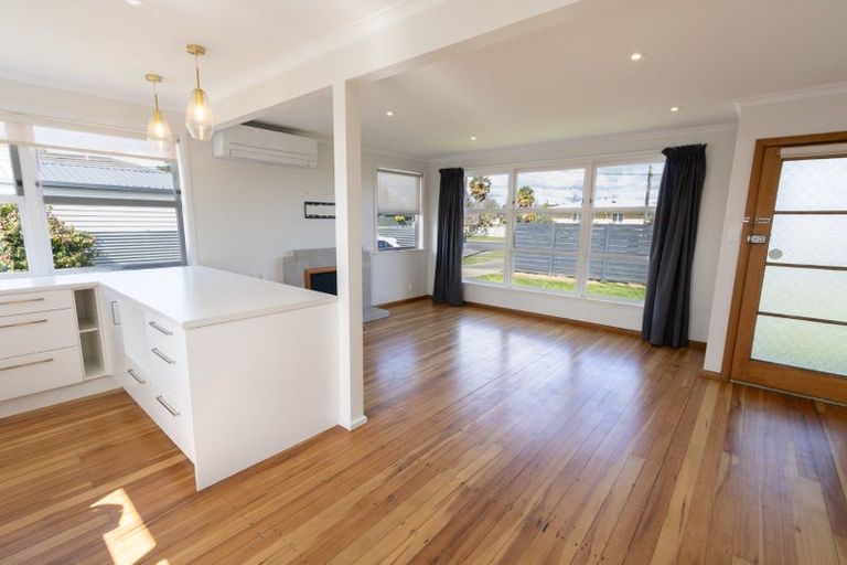 Photo of property in 61 Campbell Street, Leamington, Cambridge, 3432