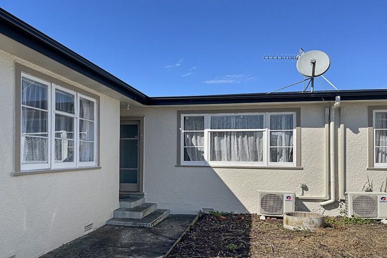 Photo of property in 18 Douglas Street, West End, Palmerston North, 4412