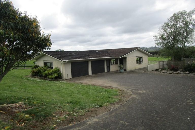 Photo of property in 41 Ewing Road, Tuakau, 2694