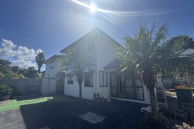 Photo of property in 4/26 Roanoke Way, Albany, Auckland, 0632