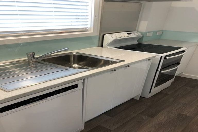 Photo of property in 6 Stowe Hill, Thorndon, Wellington, 6011