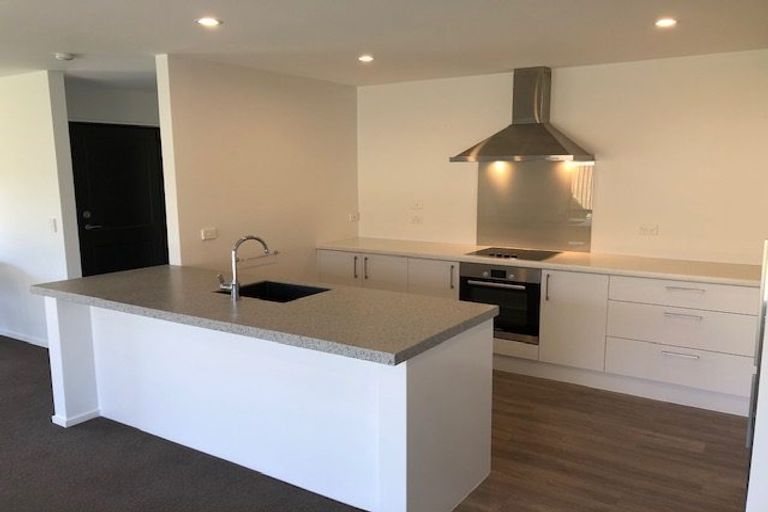 Photo of property in 3 Oakdene Place, Halswell, Christchurch, 8025