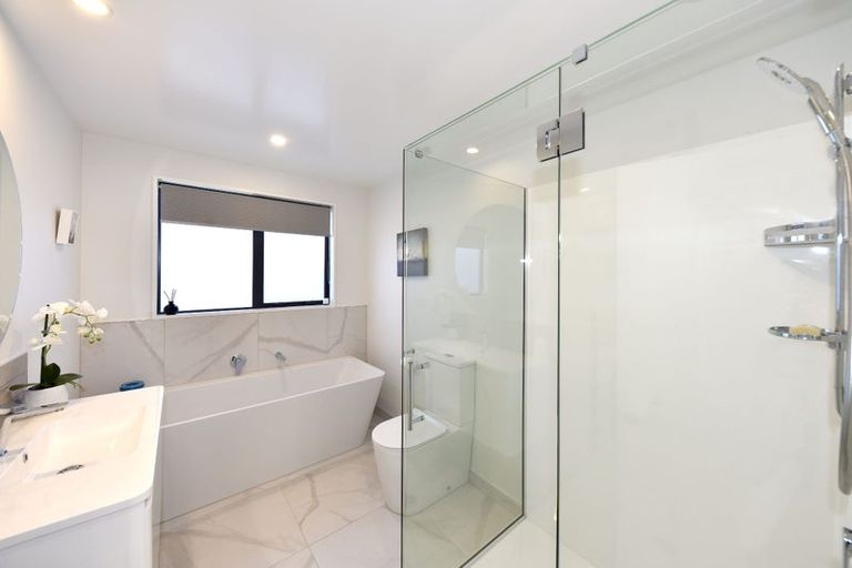 Photo of property in 12 Croydon Street, Woodend, 7610