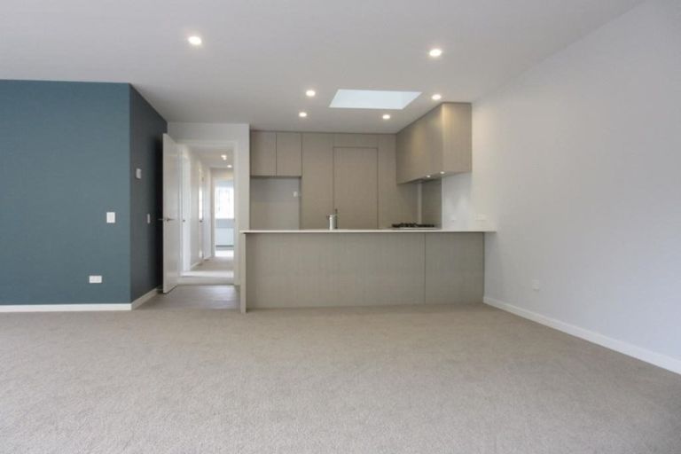 Photo of property in 47a Banks Boulevard, Whitby, Porirua, 5024