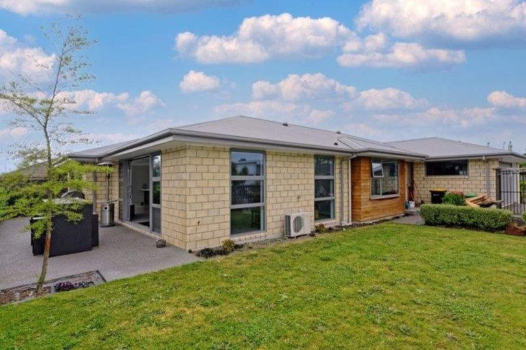 Photo of property in 3 Tommy Street, Pegasus, 7612