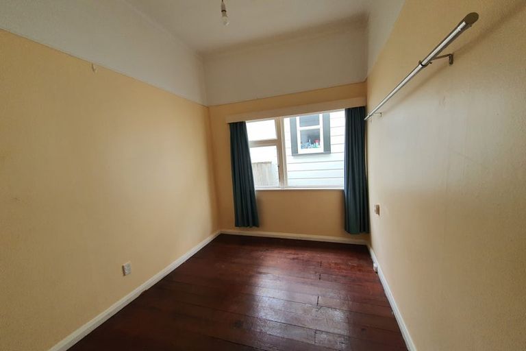 Photo of property in 23 Wilson Street, Newtown, Wellington, 6021