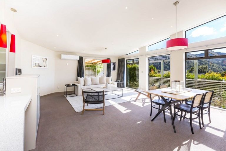 Photo of property in 6 Frankie Stevens Place, Riverstone Terraces, Upper Hutt, 5018