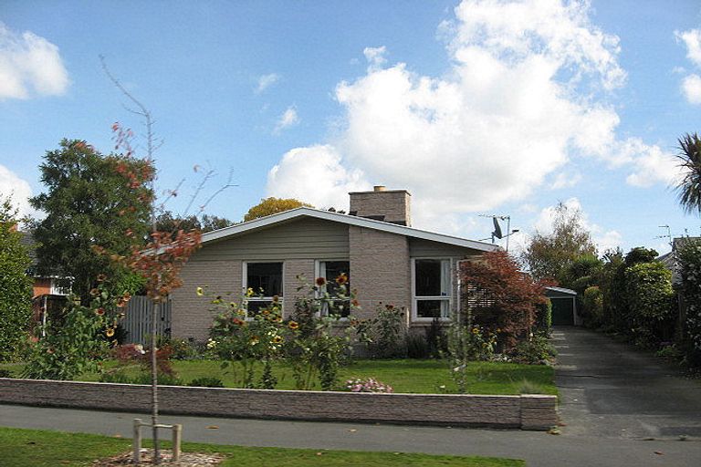 Photo of property in 1/69 Carruthers Street, Ilam, Christchurch, 8041