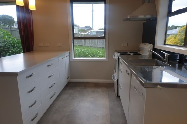Photo of property in 111 Waiuta Street, Titahi Bay, Porirua, 5022
