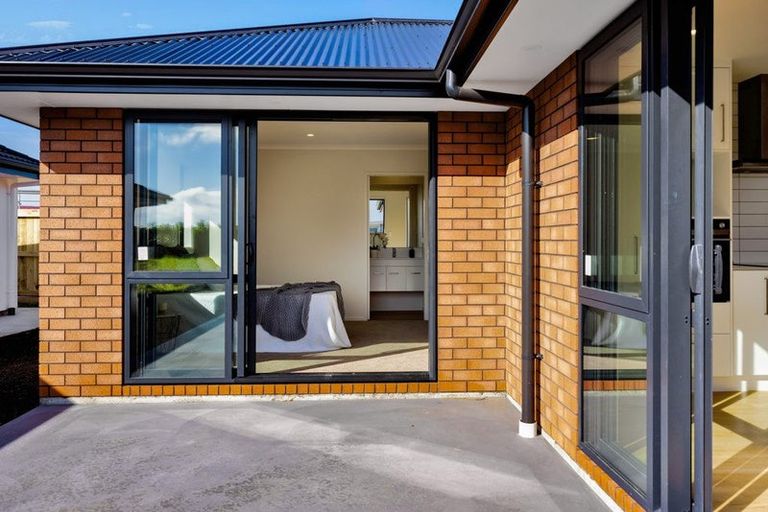 Photo of property in 14 Roka Street, Bell Block, New Plymouth, 4312