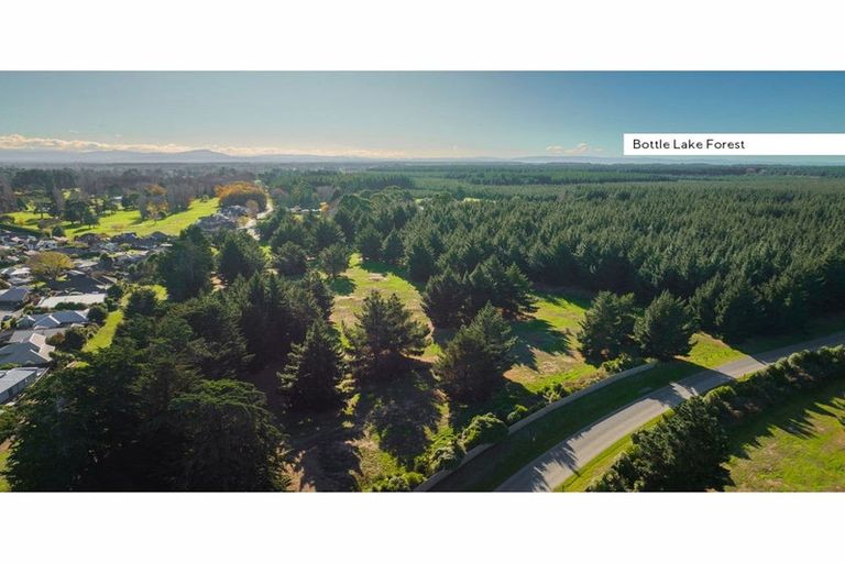 Photo of property in 24 Reka Street, Parklands, Christchurch, 8083