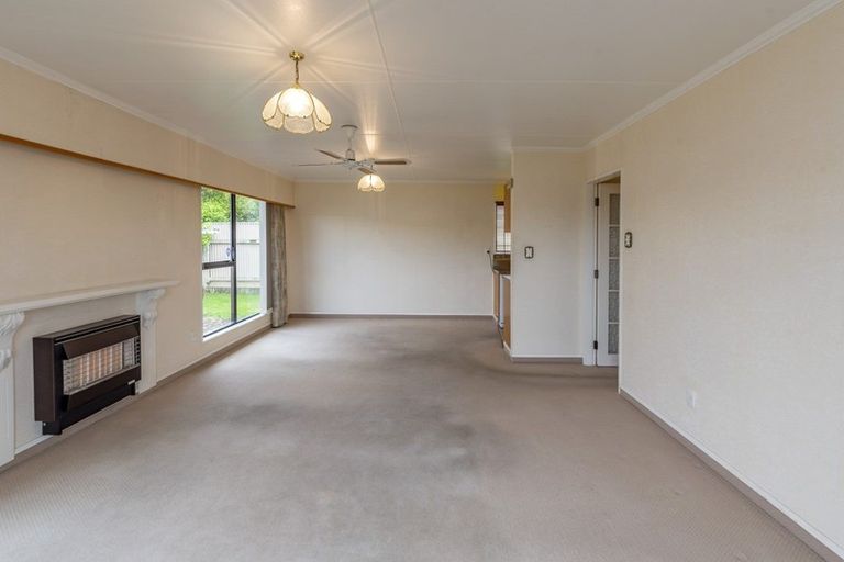 Photo of property in 50b Winchester Street, Levin, 5510