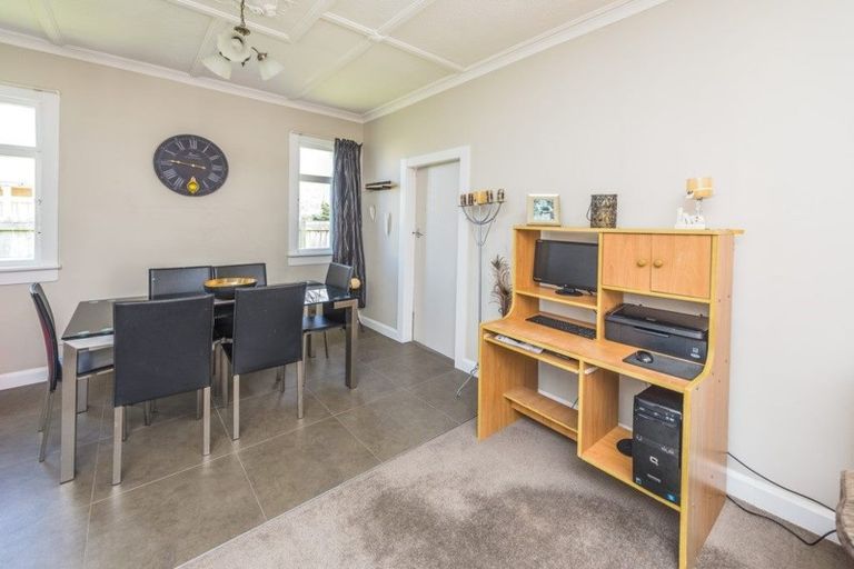 Photo of property in 4 Bute Place, Aramoho, Whanganui, 4500