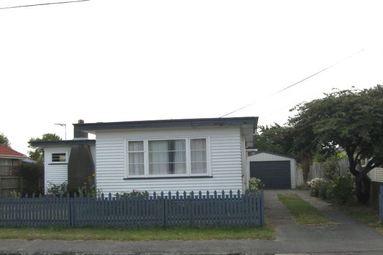 Photo of property in 239 Weston Road, St Albans, Christchurch, 8052