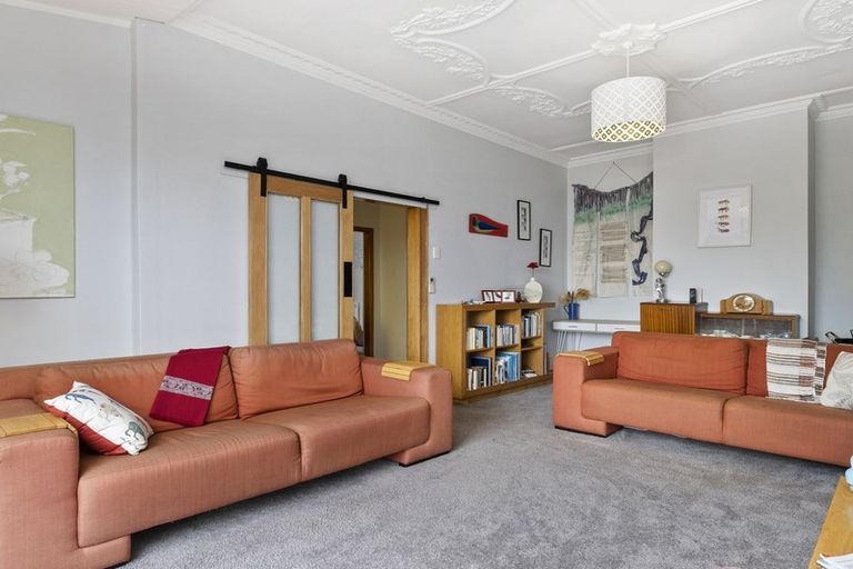 Photo of property in 15 Wharfdale Street, Macandrew Bay, Dunedin, 9014