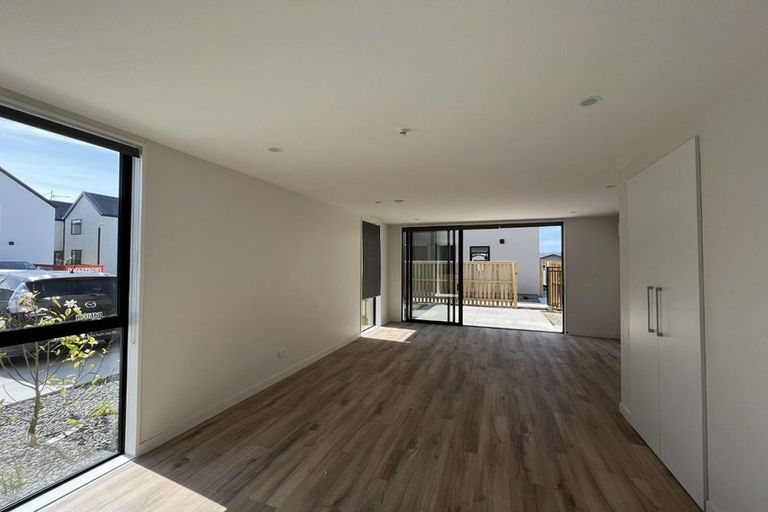 Photo of property in 21/6 Skibbereen Drive, Halswell, Christchurch, 8025