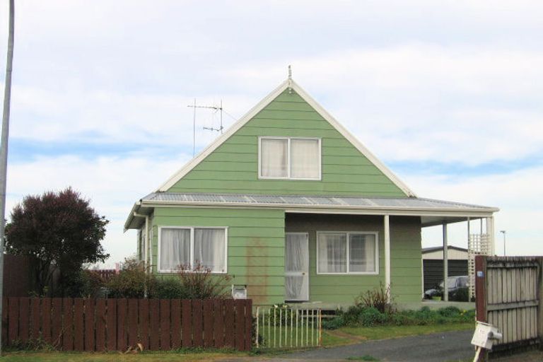 Photo of property in 12 Beadle Place, St Andrews, Hamilton, 3200