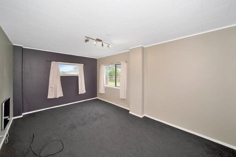 Photo of property in 22 Dorset Street, Opunake, 4616