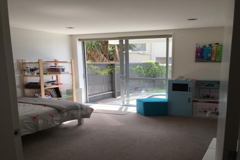 Photo of property in Altar Apartments, 64/120 Rintoul Street, Newtown, Wellington, 6021