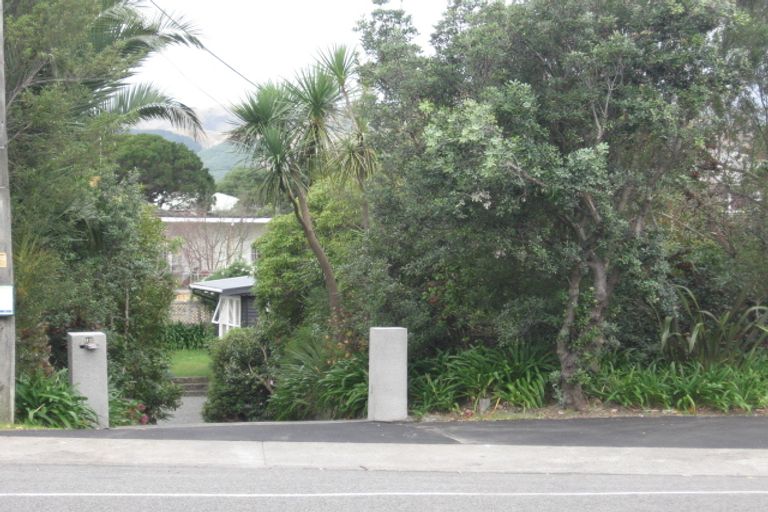 Photo of property in 92 Matatua Road, Raumati Beach, Paraparaumu, 5032