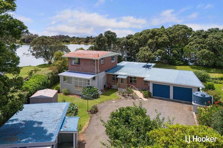 Photo of property in 10 Roretana Drive, Athenree, Katikati, 3177