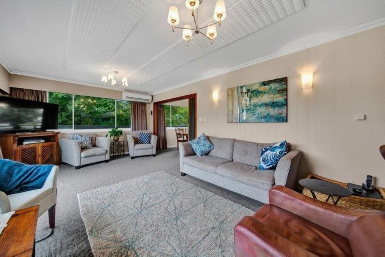 Photo of property in 17 Dives Avenue, Hawera, 4610