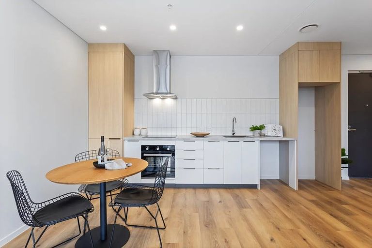 Photo of property in 207/2 Rauroa Lane, Hobsonville, Auckland, 0616