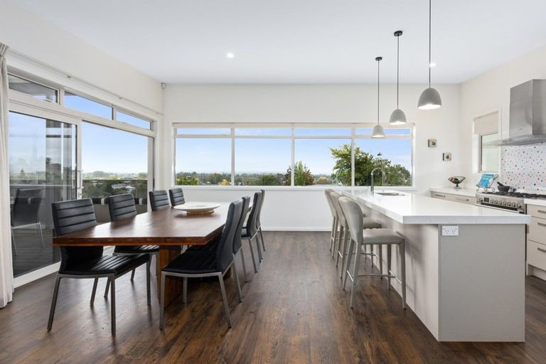 Photo of property in 9 Iona Road, Havelock North, 4130