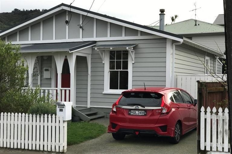 Photo of property in 39 Tarikaka Street, Ngaio, Wellington, 6035