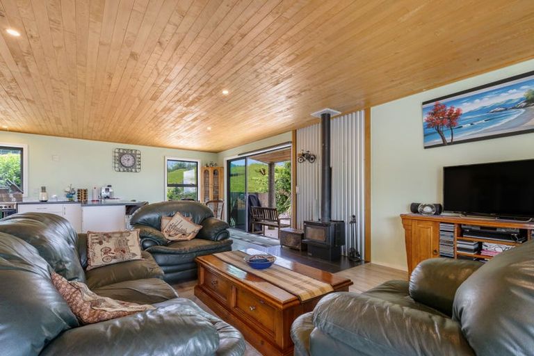 Photo of property in 135 Bensemann Road, Upper Moutere, 7175