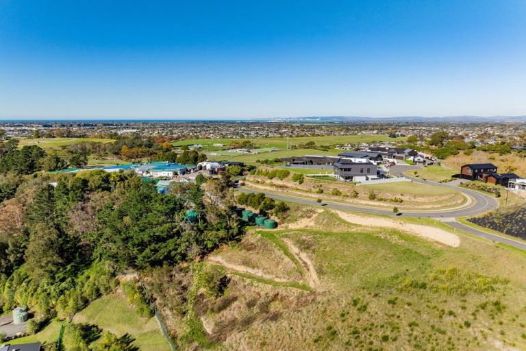 Photo of property in 86 Oak Road, Poraiti, Napier, 4112