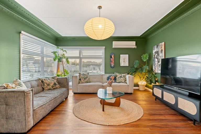 Photo of property in 43 Duckworth Street, Andersons Bay, Dunedin, 9013