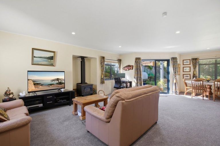 Photo of property in 122b Darraghs Road, Brookfield, Tauranga, 3110