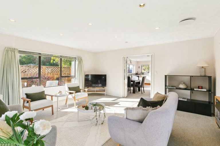 Photo of property in 11a Roy Street, Tawa, Wellington, 5028