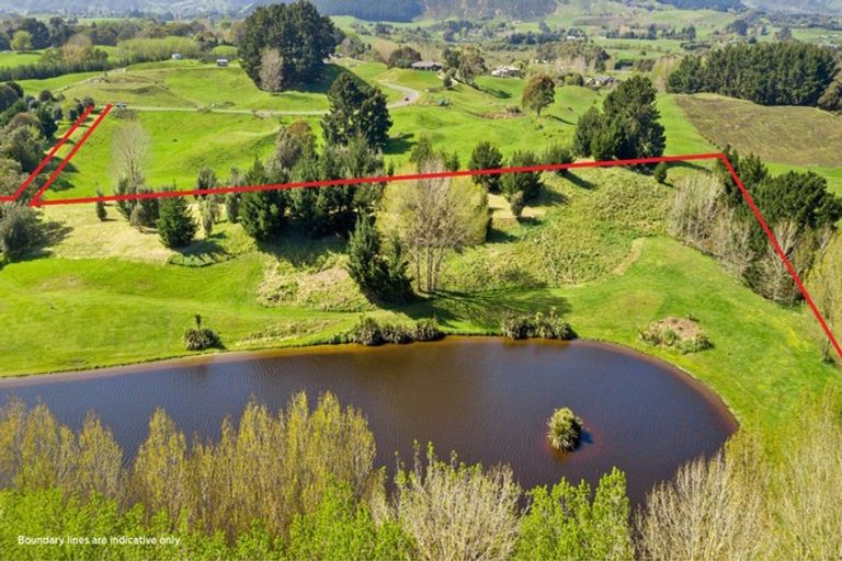 Photo of property in 253 Taylors Road, Otaki, 5583