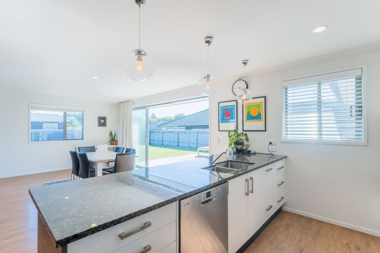 Photo of property in 79 Kotuku Drive, Paraparaumu Beach, Paraparaumu, 5032