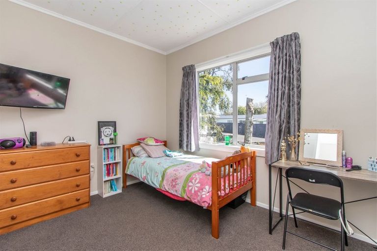 Photo of property in 10 Mahoe Street, Inglewood, 4330