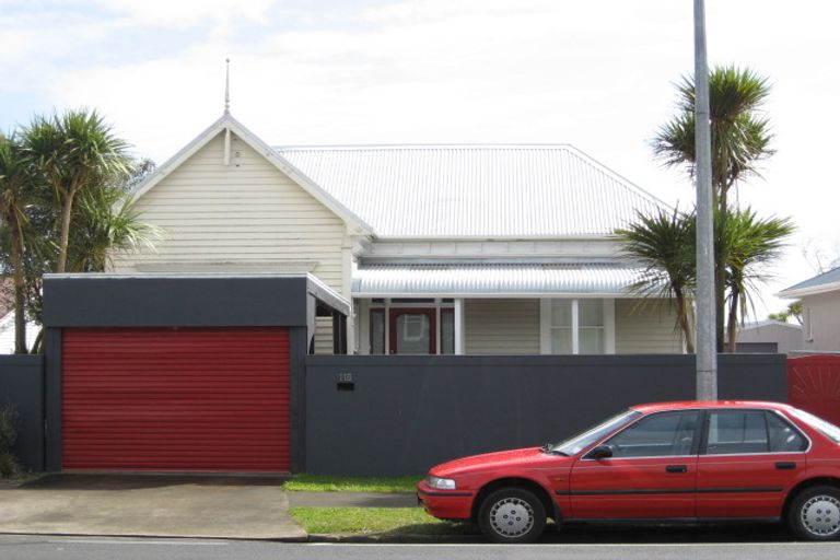 Photo of property in 118 Vivian Street, New Plymouth, 4310