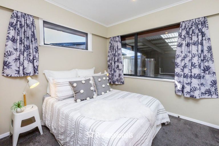 Photo of property in 63 Kashmir Avenue, Clouston Park, Upper Hutt, 5018