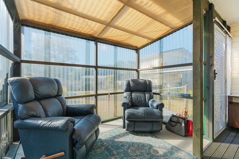 Photo of property in 45d Brandon Street, Featherston, 5710