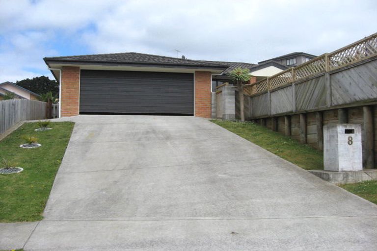 Photo of property in 8 Valley Fields Place, Pukekohe, 2120