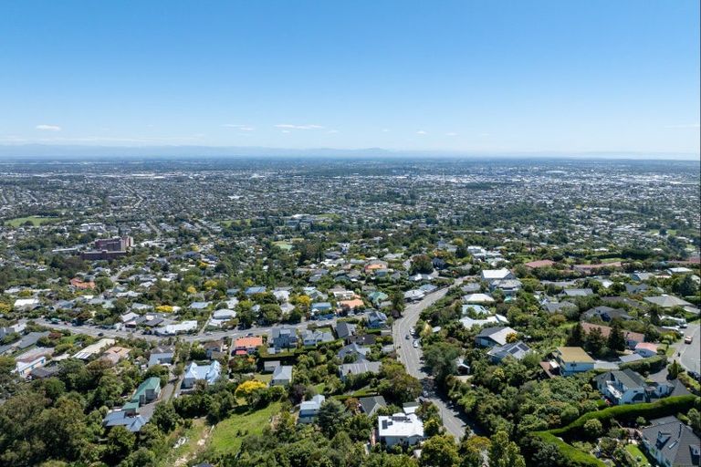 Photo of property in 7 Kiteroa Place, Cashmere, Christchurch, 8022