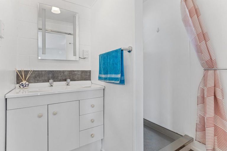 Photo of property in 31 Miro Street, Inglewood, 4330