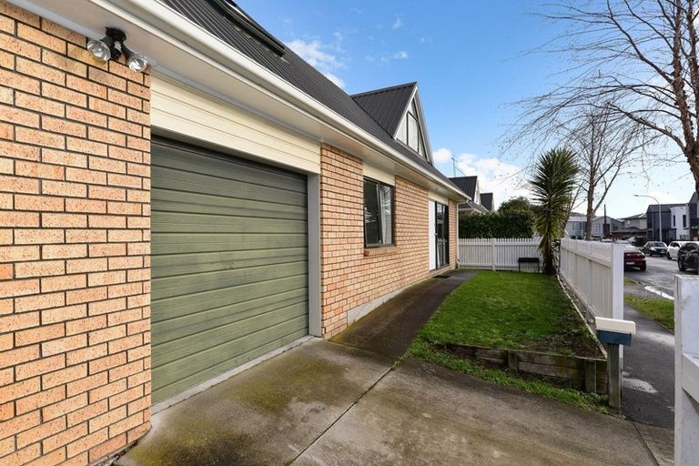 Photo of property in 14a Jones Crescent, Melville, Hamilton, 3206